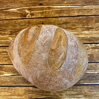 Aromatisches, knuspriges, dunkles Brot ohne Körner mit 24 Stunden Teigruhezeit